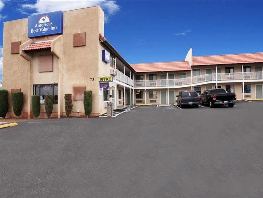 Antelope Canyon Inn Page Exterior foto
